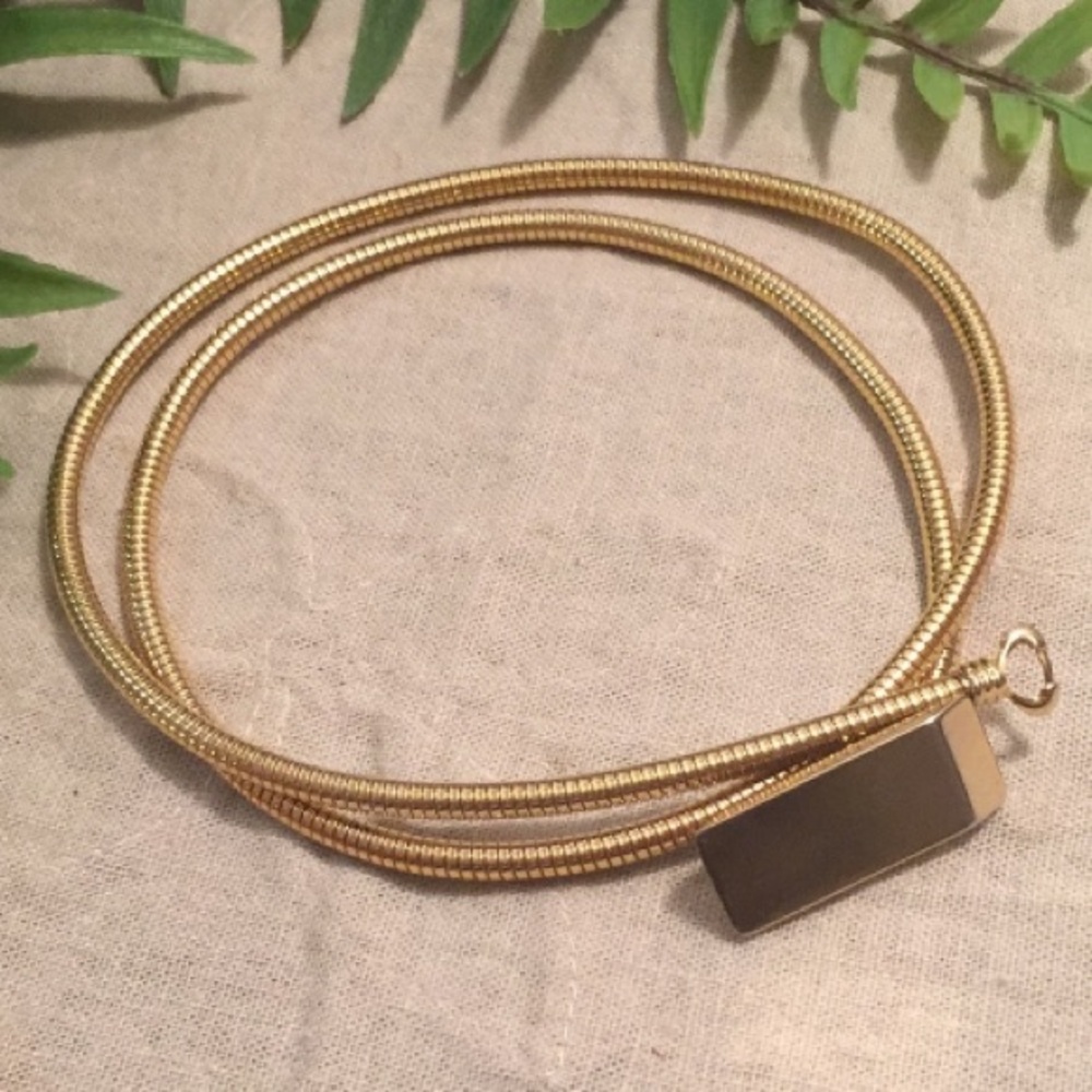 Vintage 80s Gold Coiled Stretch Belt